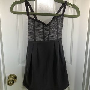 lululemon Tank (Gray)